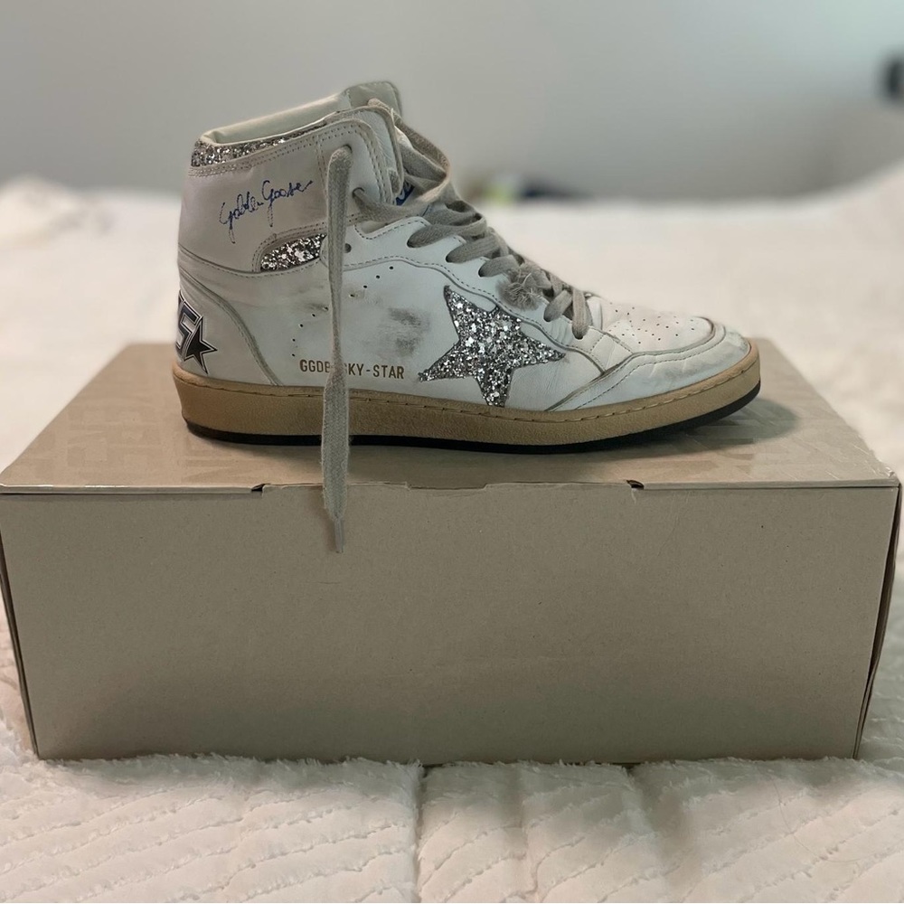 Women's Sky-Star with signature on the ankle and silver inserts